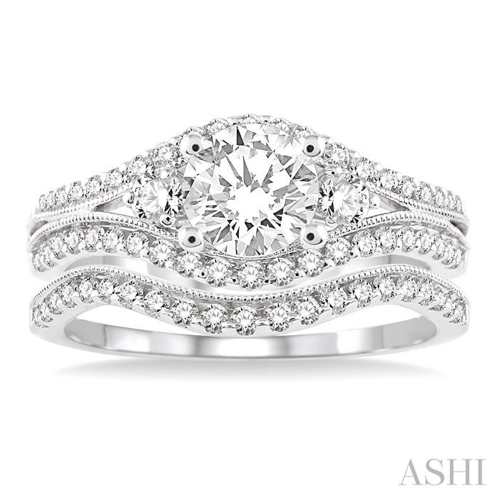Round Shape Diamond Wedding Set View 2