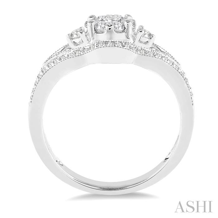 Round Shape Lovebright Diamond Ring View 3