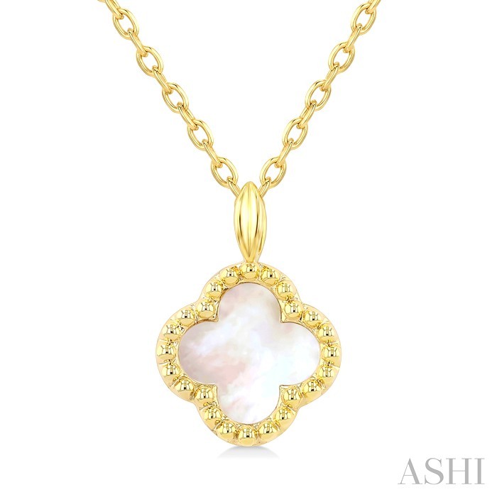 Bead Clover Petite Mother Of Pearl Pendant