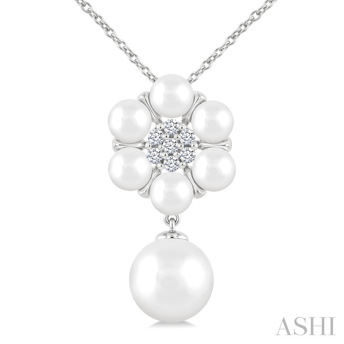 Floral Pearl & Diamond Fashion Pendant