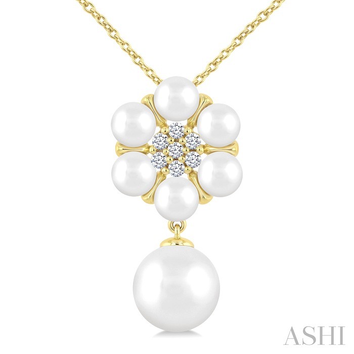 Floral Pearl & Diamond Fashion Pendant