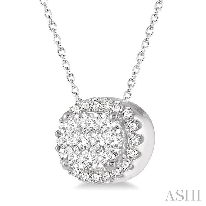 Oval Shape East-West Halo Lovebright Essential Diamond Pendant View 2