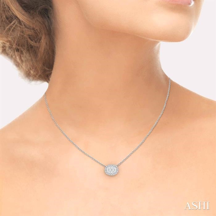 Oval Shape East-West Halo Lovebright Essential Diamond Pendant View 4